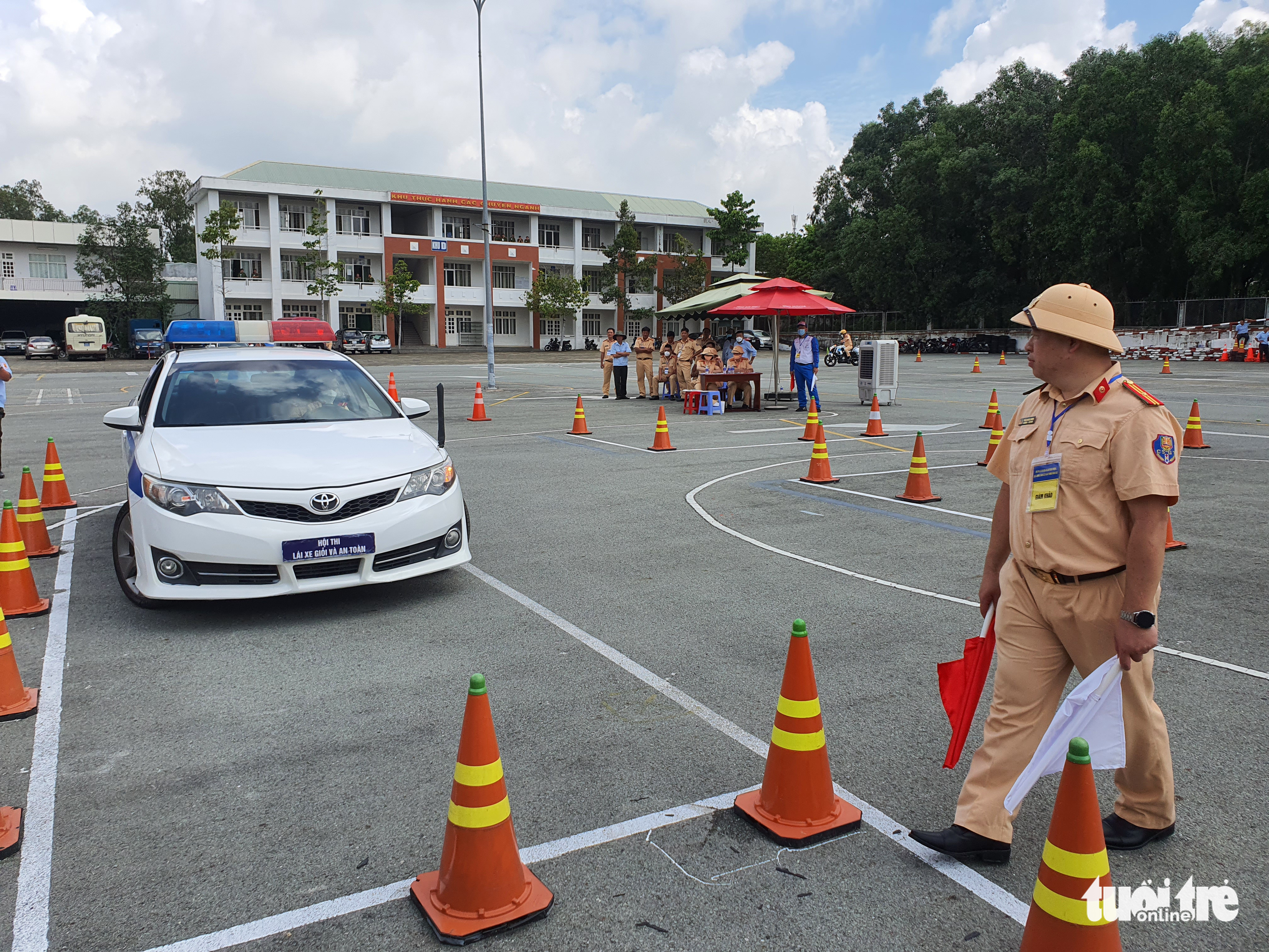 Cục CSGT và công an 63 địa phương tham gia Hội thi lái xe giỏi và an toàn - Ảnh 5.