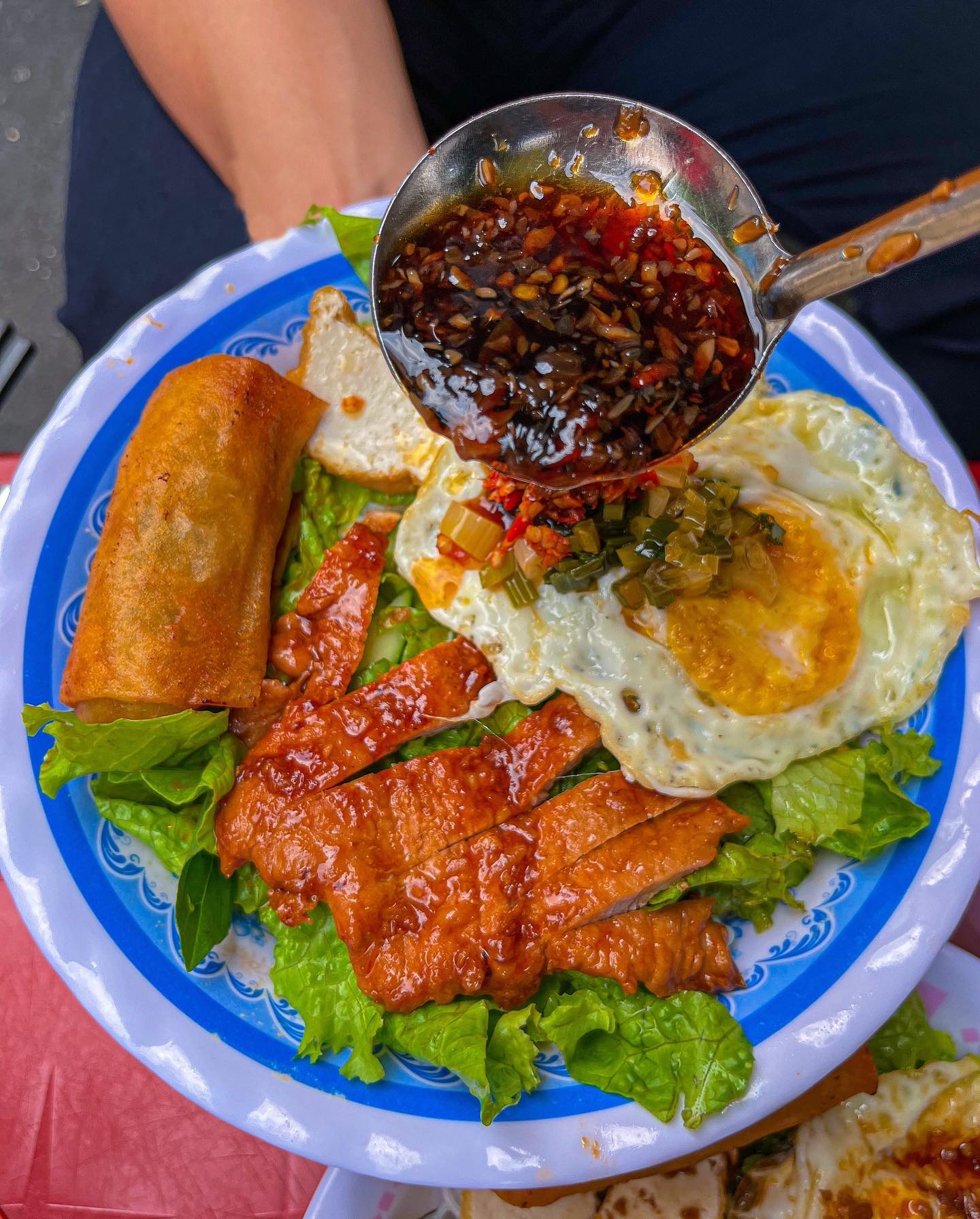 Nước tương - xì dầu: Coi vậy mà làm món ngon số dách - Ảnh 1. Nước tương - xì dầu: Coi vậy mà làm món ngon số dách - Ảnh 1.