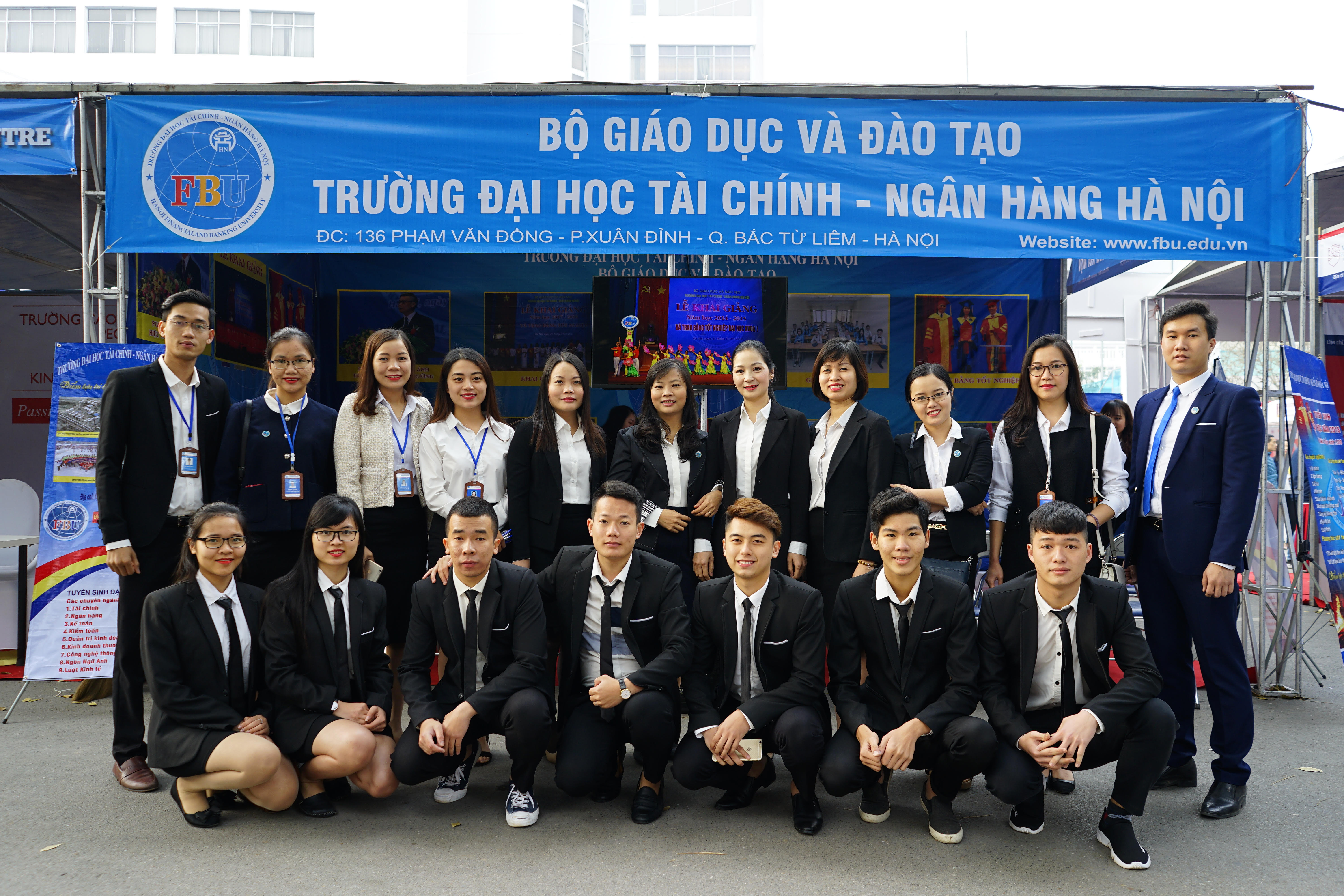 Trường Đại học Tài chính - Ngân hàng Hà Nội Tuyển sinh năm học 2022 - 2023 - Ảnh 1. Trường Đại học Tài chính - Ngân hàng Hà Nội Tuyển sinh năm học 2022 - 2023 - Ảnh 1.