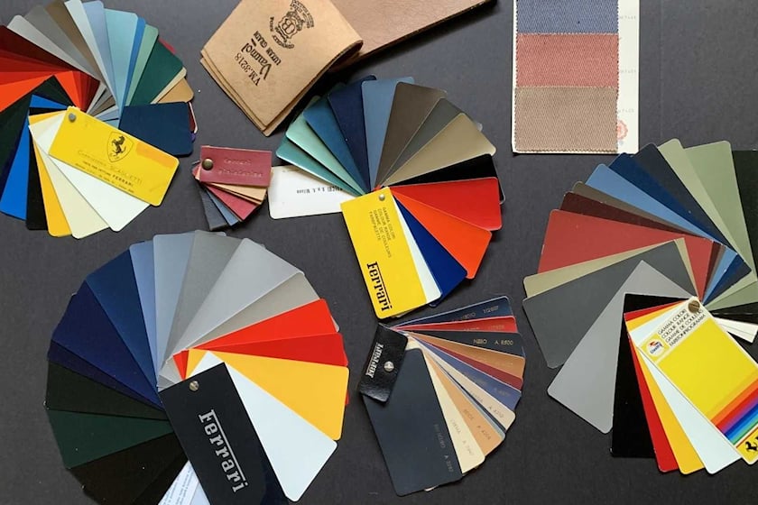 Bộ tham khảo màu - món sưu tầm độc, đắt cho giới nhà giàu mê Ferrari - Ảnh 1. Bộ tham khảo màu - món sưu tầm độc, đắt cho giới nhà giàu mê Ferrari - Ảnh 1.
