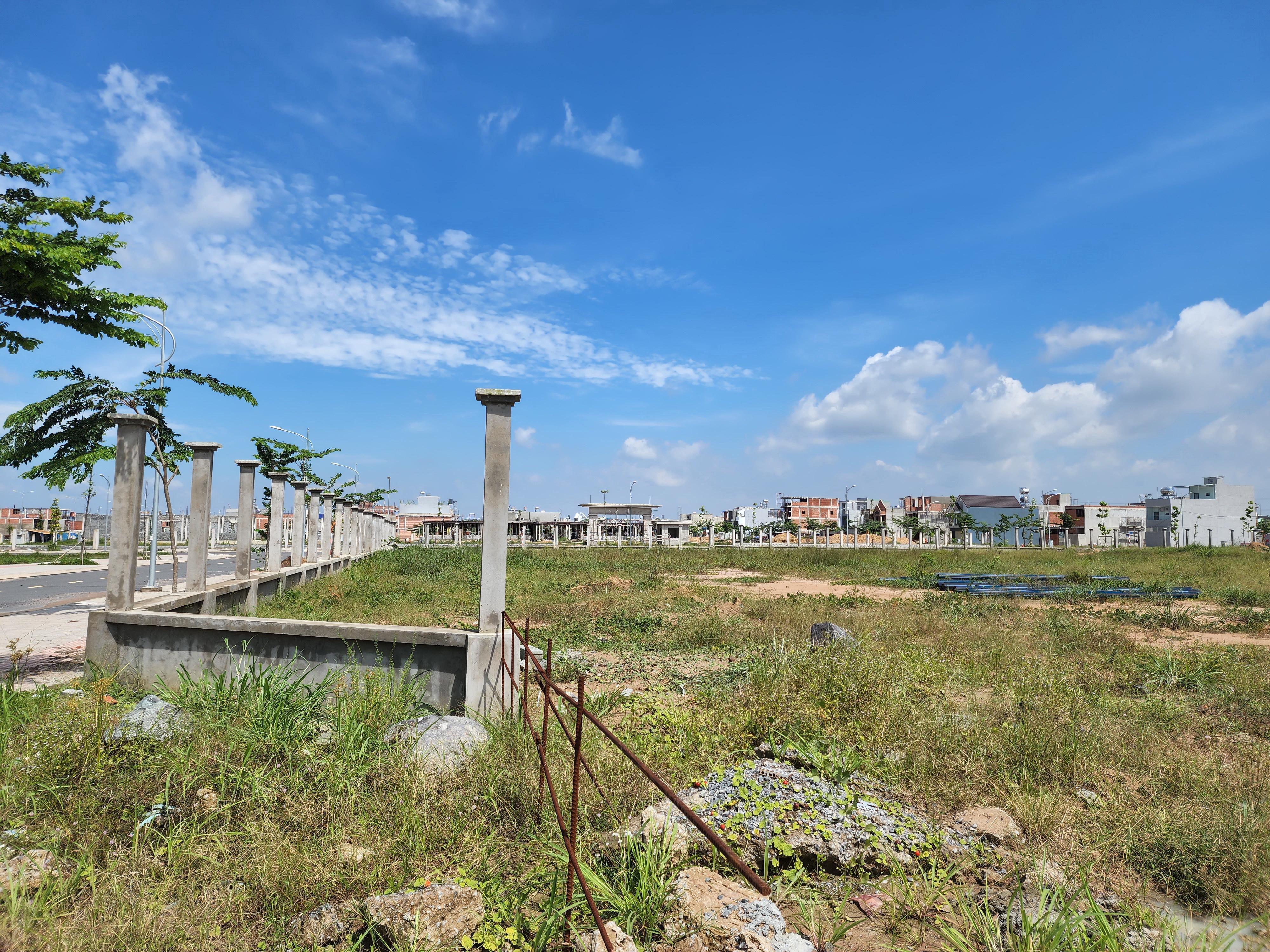 Khu tái định cư sân bay quốc tế Long Thành: Nhiều công trình thi công ì ạch - Ảnh 1. Khu tái định cư sân bay quốc tế Long Thành: Nhiều công trình thi công ì ạch - Ảnh 1.