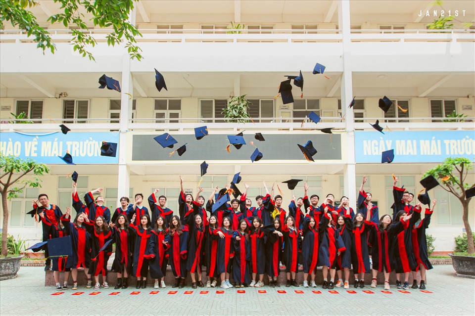 Thủ khoa khối A01 sử dụng mạng xã hội để học - Ảnh 2. Thủ khoa khối A01 sử dụng mạng xã hội để học - Ảnh 2.