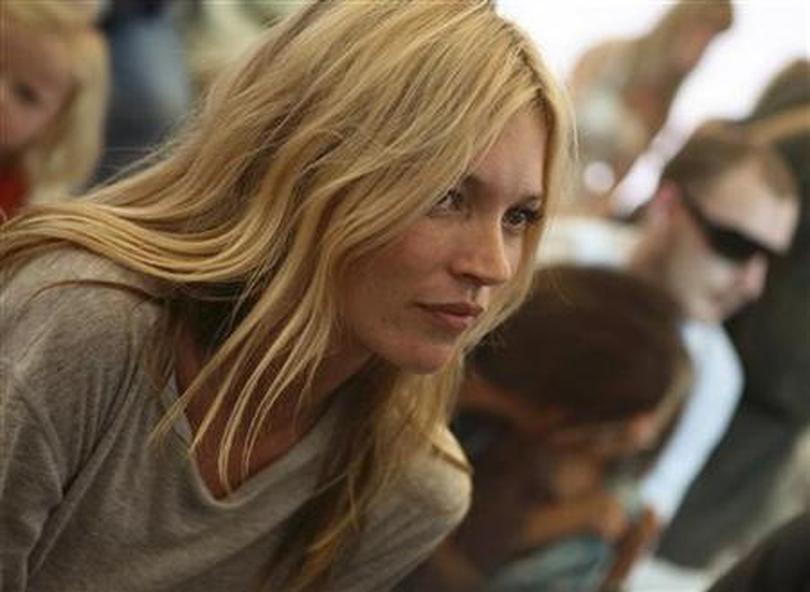 Siêu mẫu tình cũ Johnny Depp trải lòng về những góc khuất nghề người mẫu - Ảnh 1. Siêu mẫu tình cũ Johnny Depp trải lòng về những góc khuất nghề người mẫu - Ảnh 1.