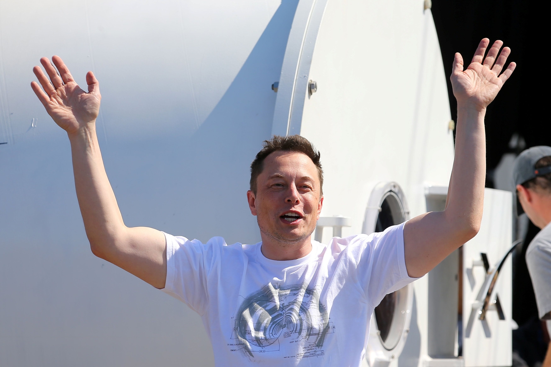 Máy bay mới 80 triệu USD của Elon Musk: Tốc độ gần siêu thanh, đèn chỉnh theo múi giờ - Ảnh 2. Máy bay mới 80 triệu USD của Elon Musk: Tốc độ gần siêu thanh, đèn chỉnh theo múi giờ - Ảnh 2.