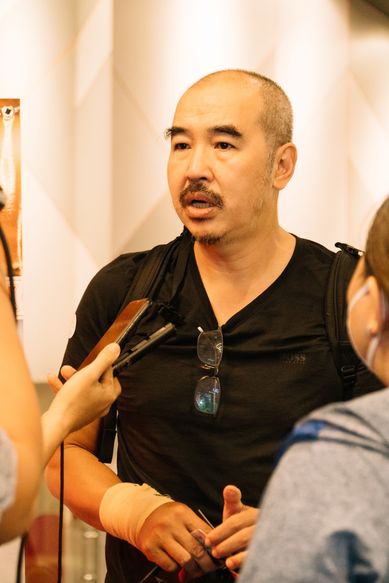 Phim tài liệu của Bùi Thạc Chuyên mang thông điệp chữa lành sau đại dịch khủng khiếp - Ảnh 3. Phim tài liệu của Bùi Thạc Chuyên mang thông điệp chữa lành sau đại dịch khủng khiếp - Ảnh 3.