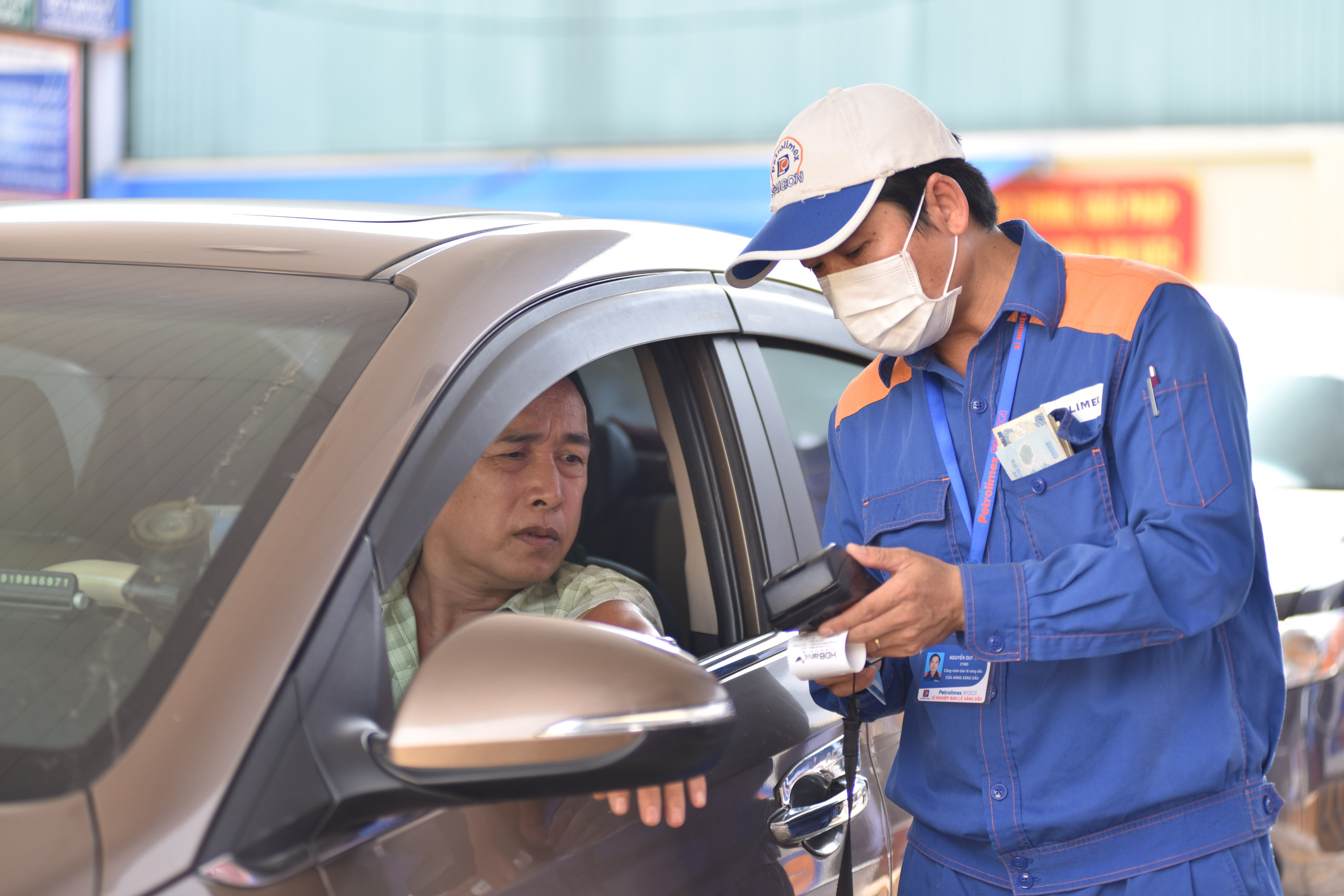 Chiếc thẻ nhiều tính năng - Ảnh 1. Chiếc thẻ nhiều tính năng - Ảnh 1.