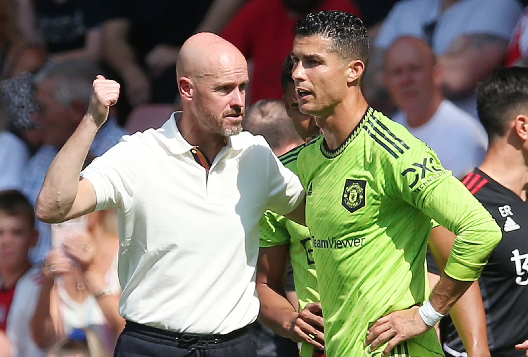 M.U tái thiết với Luật Ronaldo - Ảnh 1. M.U tái thiết với Luật Ronaldo - Ảnh 1.
