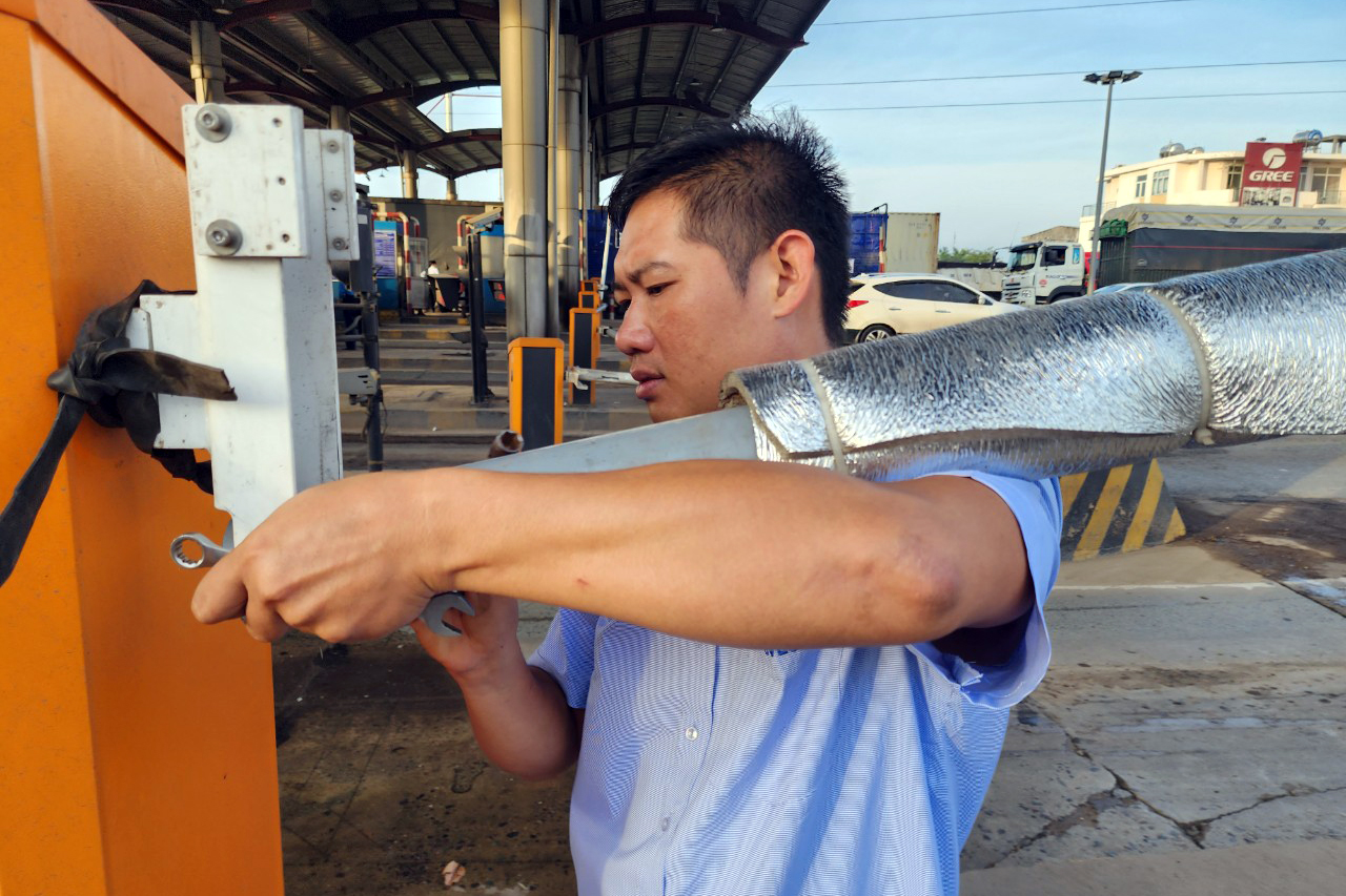 Chính thức tạm dừng thu phí tại các BOT quốc lộ 51 - Ảnh 2. Chính thức tạm dừng thu phí tại các BOT quốc lộ 51 - Ảnh 2.