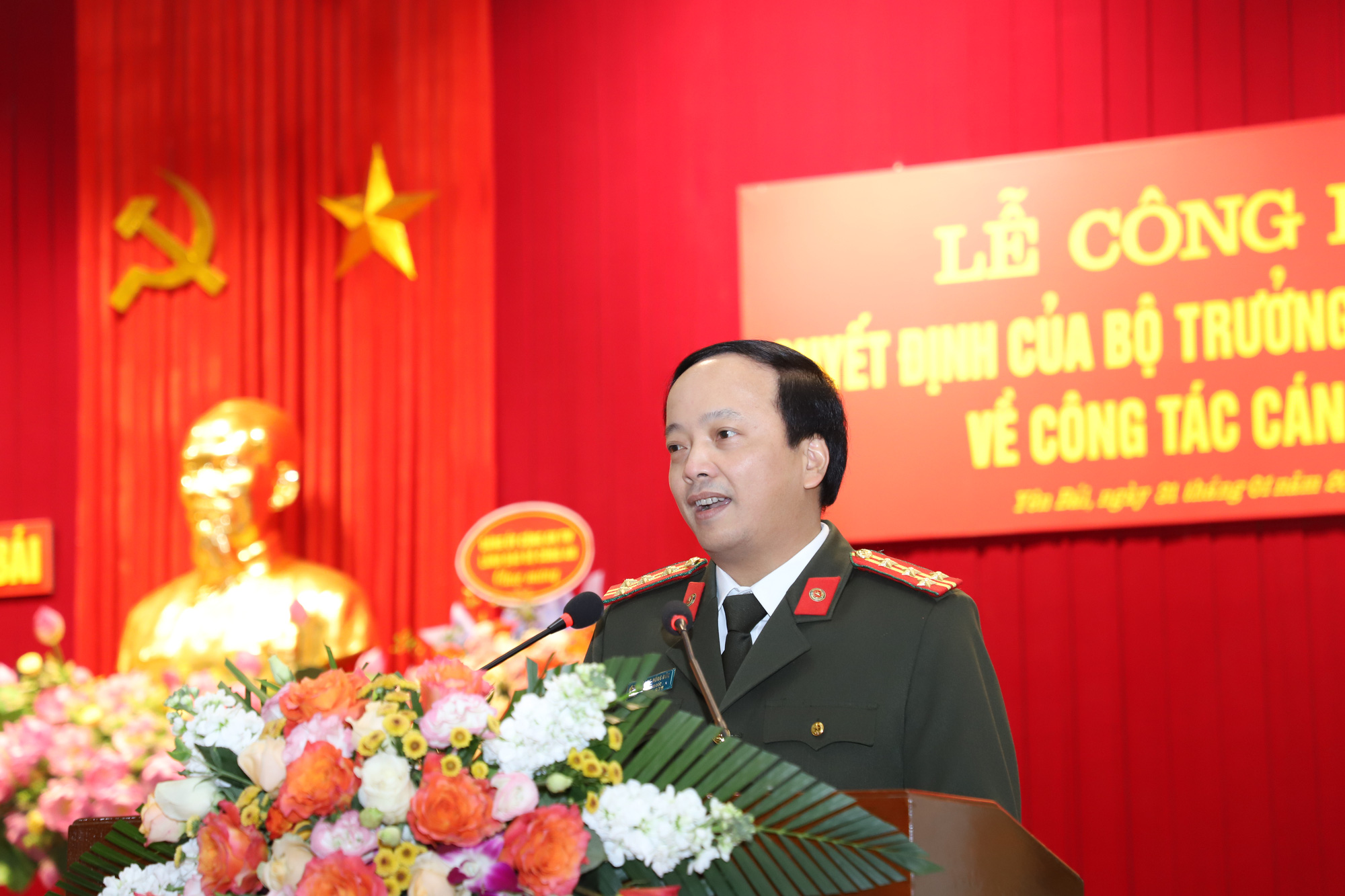 Đại tá Đặng Hồng Đức làm chánh văn phòng Bộ Công an - Ảnh 1. Đại tá Đặng Hồng Đức làm chánh văn phòng Bộ Công an - Ảnh 1.