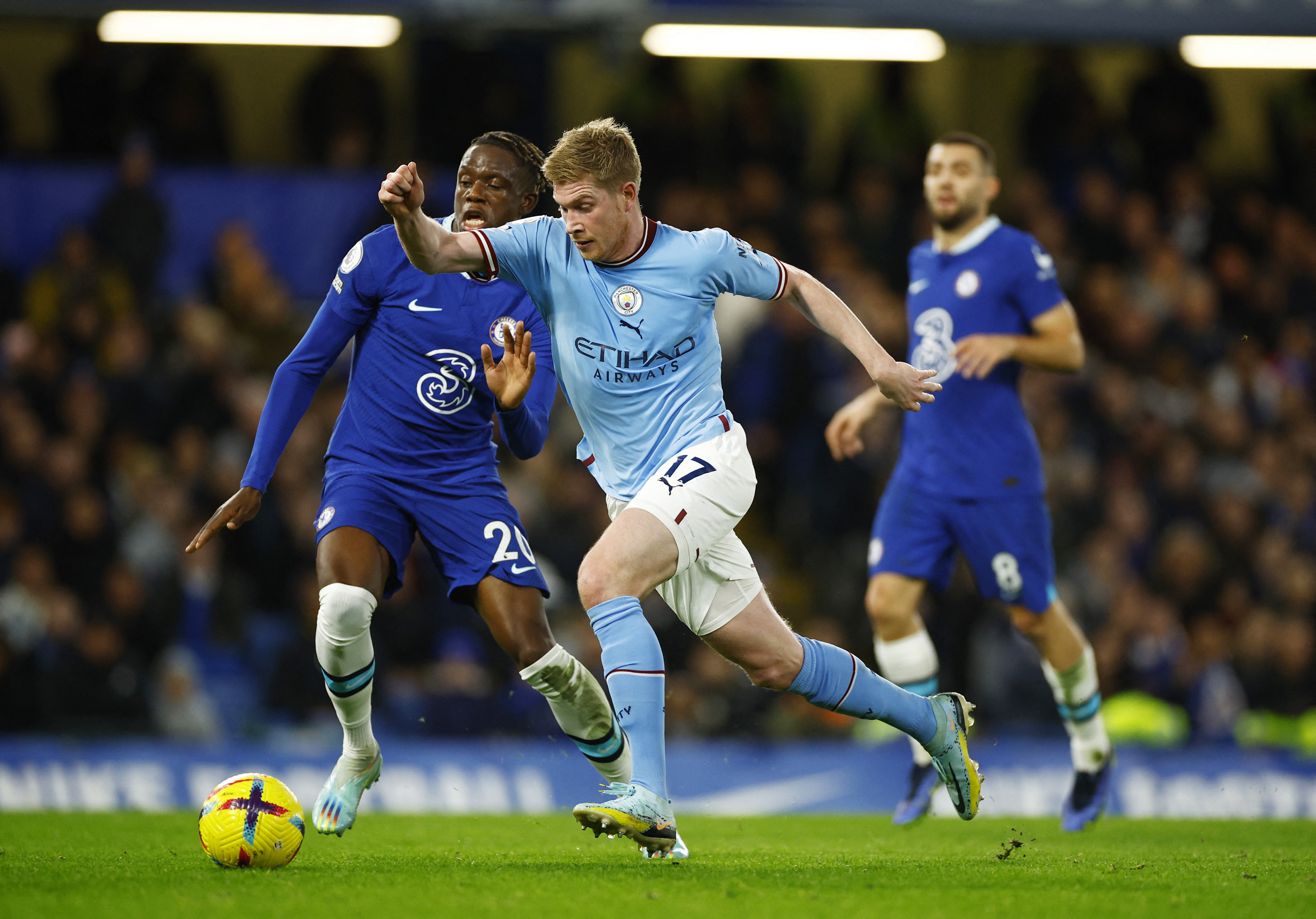 Vừa chạm trán ở Premier League, Chelsea và Man City lại chuẩn bị tái đấu ở cúp FA - Ảnh: REUTERS Bóng đá Anh