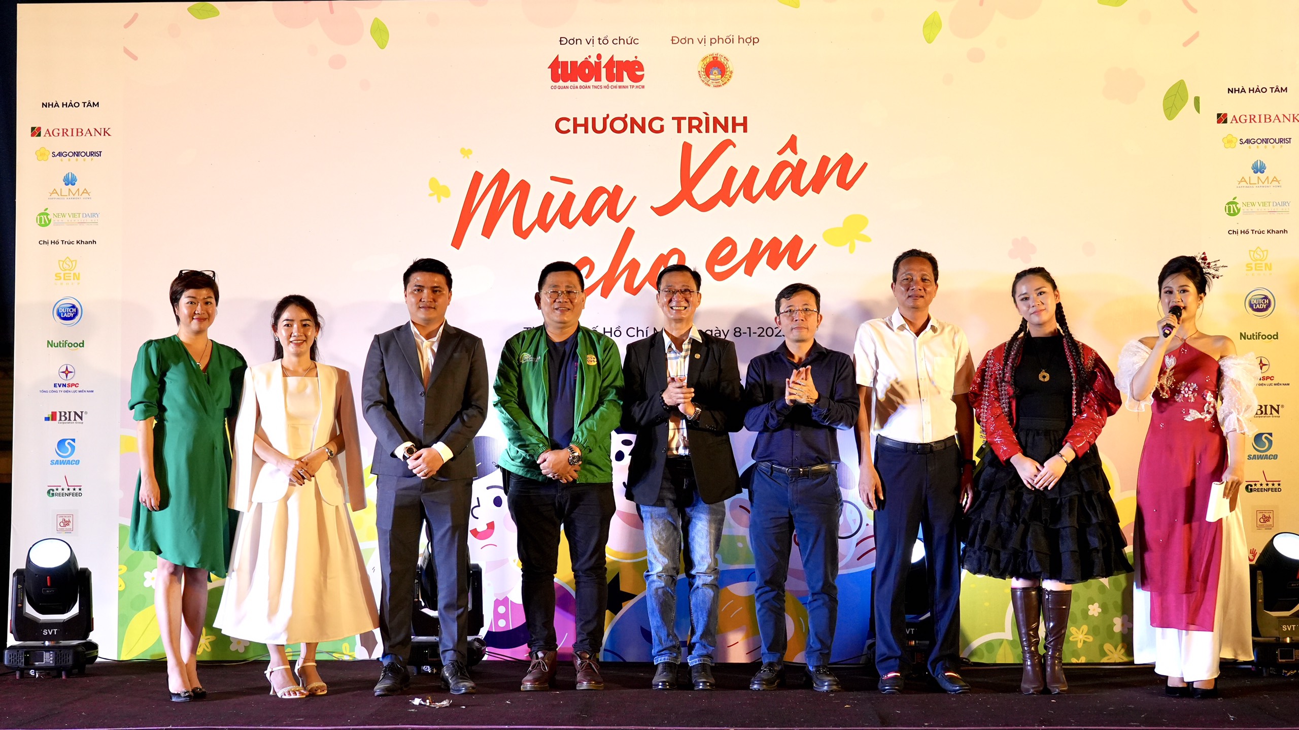 Mùa xuân cho em: Nụ sen đá cho mùa xuân mới - Ảnh 4. sen đá