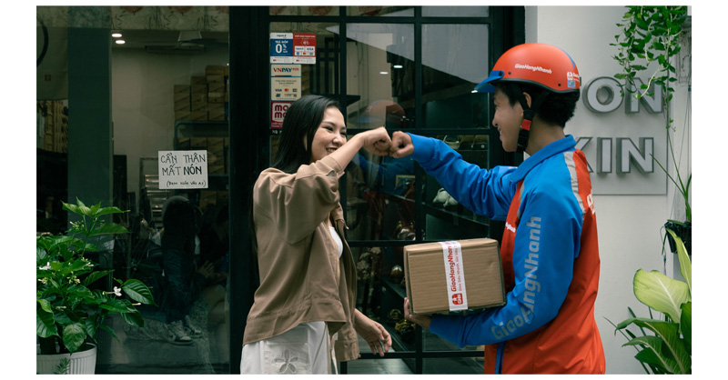 Công nghệ hiện đại trong kho trung chuyển của Giao Hàng Nhanh - Ảnh 6.