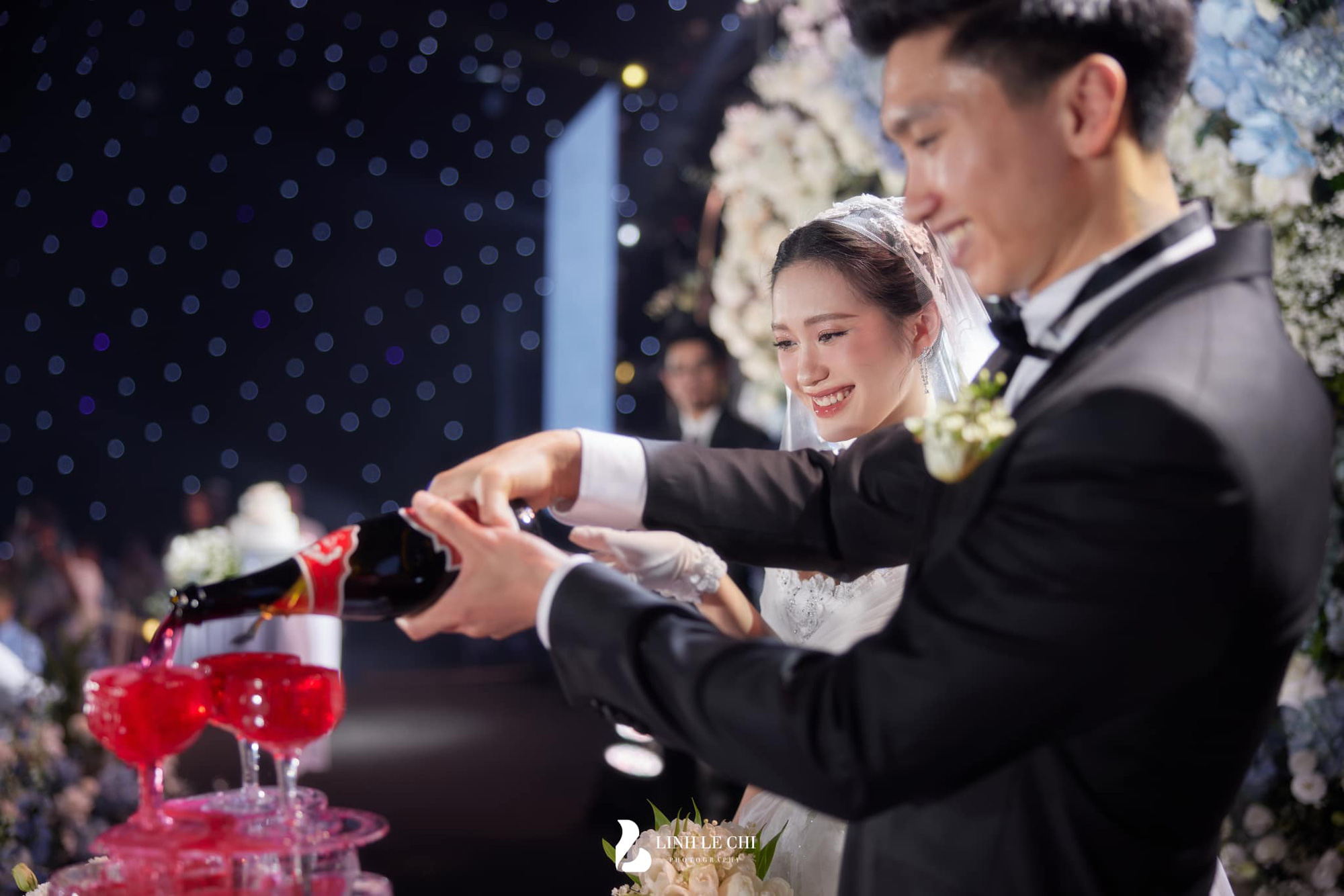 Đám cưới đậm chất truyền thống của Đoàn Văn Hậu- Doãn Hải My- Ảnh 12.
