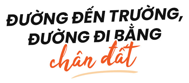 Đường đến trường của người dân xã miền núi - Ảnh 1.