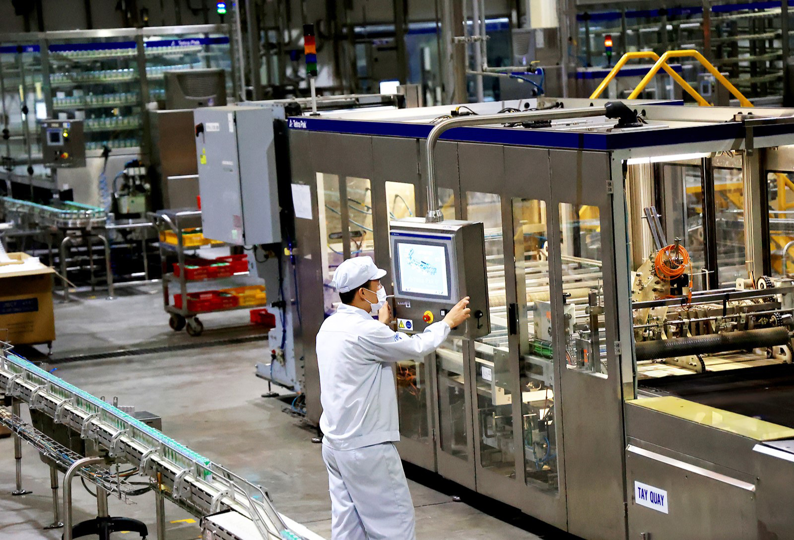 Người tiêu dùng được gì từ công nghệ sữa hút chân không mới từ Vinamilk ...