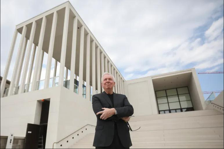 Kiến trúc sư người Anh David Chipperfield giành Giải kiến trúc Pritzker 2023 - Ảnh 1. Kiến trúc sư người Anh David Chipperfield giành Giải kiến trúc Pritzker 2023 - Ảnh 1.
