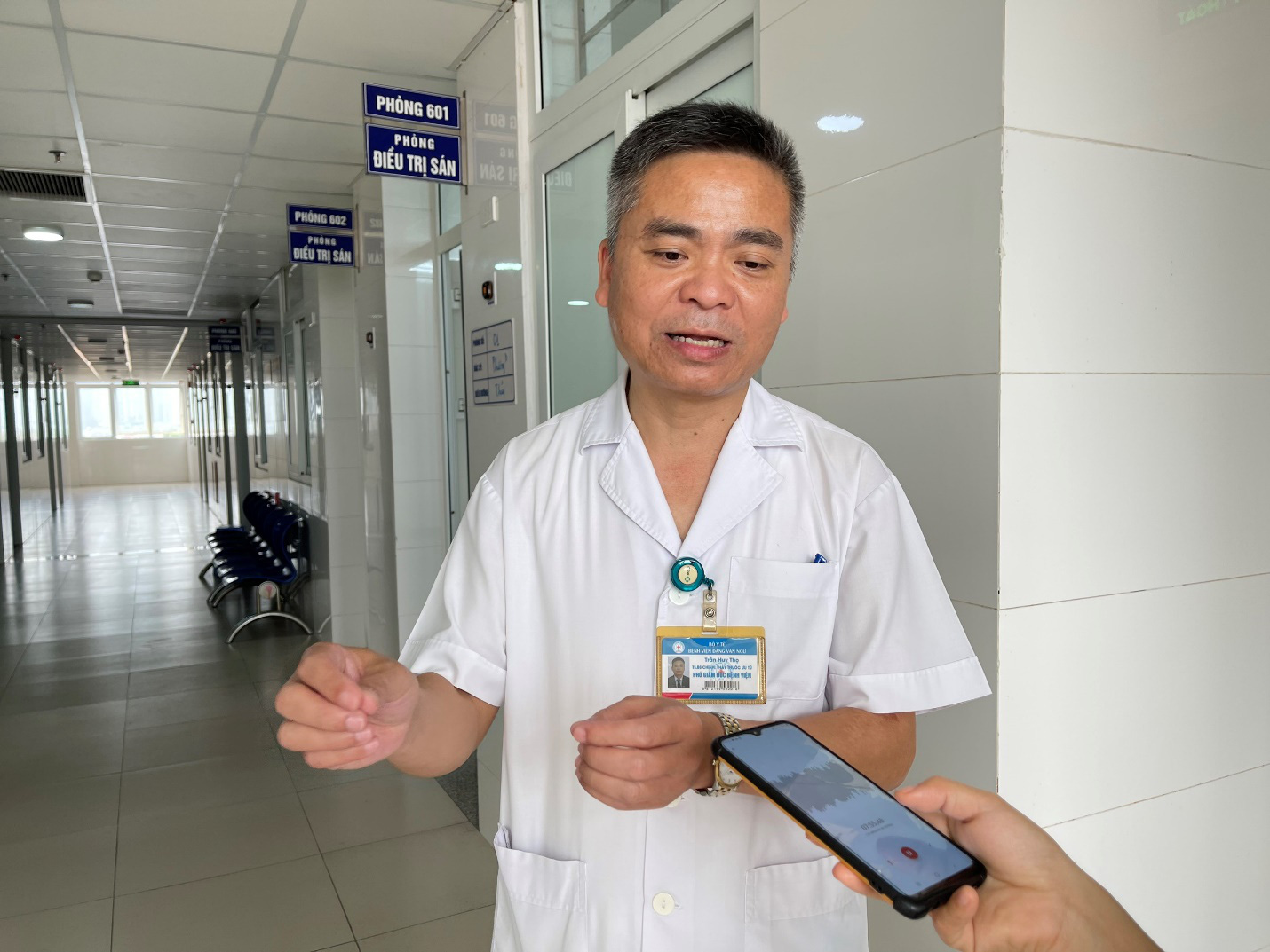 Theo TS.BS Trần Huy Thọ, nên tẩy giun định kỳ cho chó, mèo - Ảnh NVCC Theo TS.BS Trần Huy Thọ, nên tẩy giun định kỳ cho chó, mèo - Ảnh: NVCC