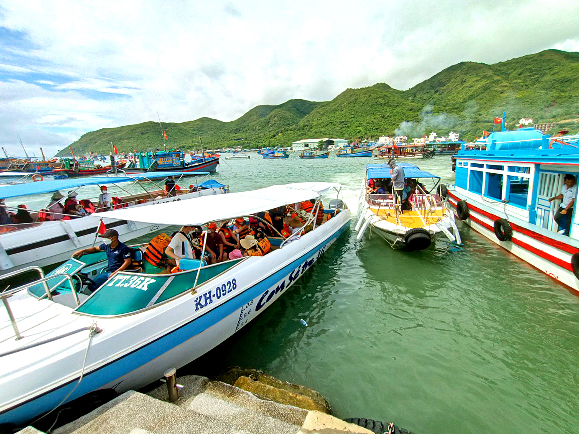 Cẩm nang du lịch Nha Trang: Khám phá thiên đường biển - Ảnh 15.