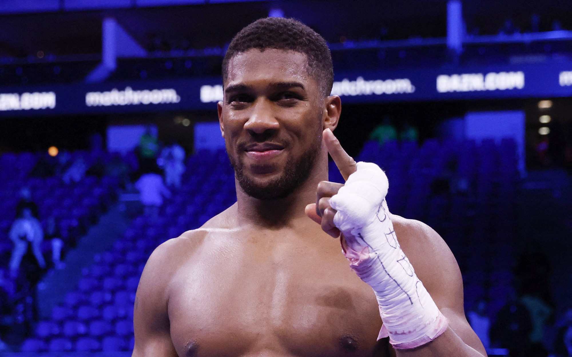 Anthony Joshua giành thắng lợi đầu tiên từ sau khi mất 4 đai