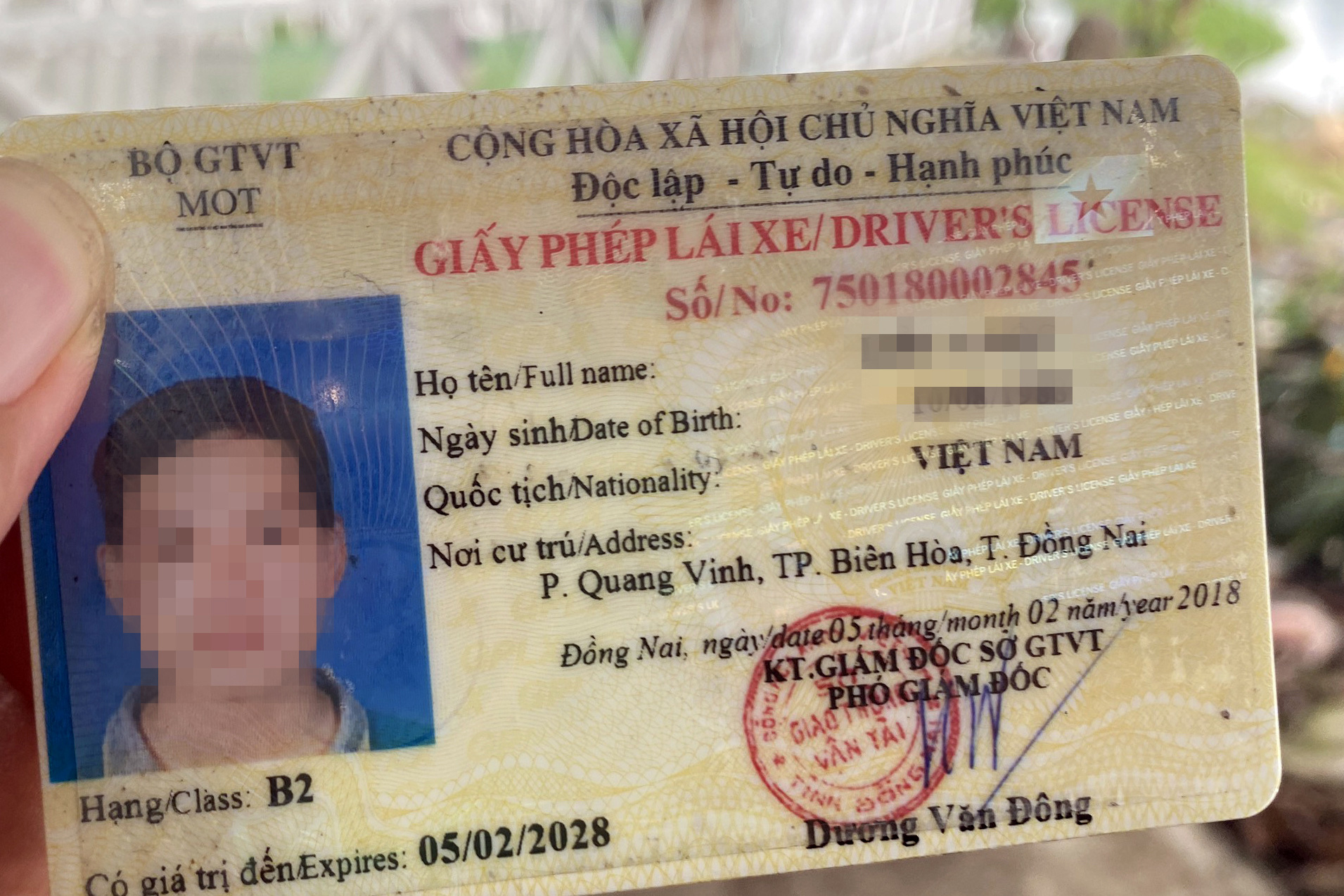 Đồng Nai tạm ngừng đổi giấy phép lái xe do không còn phôi in? - Ảnh 1. Đồng Nai tạm ngừng đổi giấy phép lái xe do không còn phôi in? - Ảnh 1.