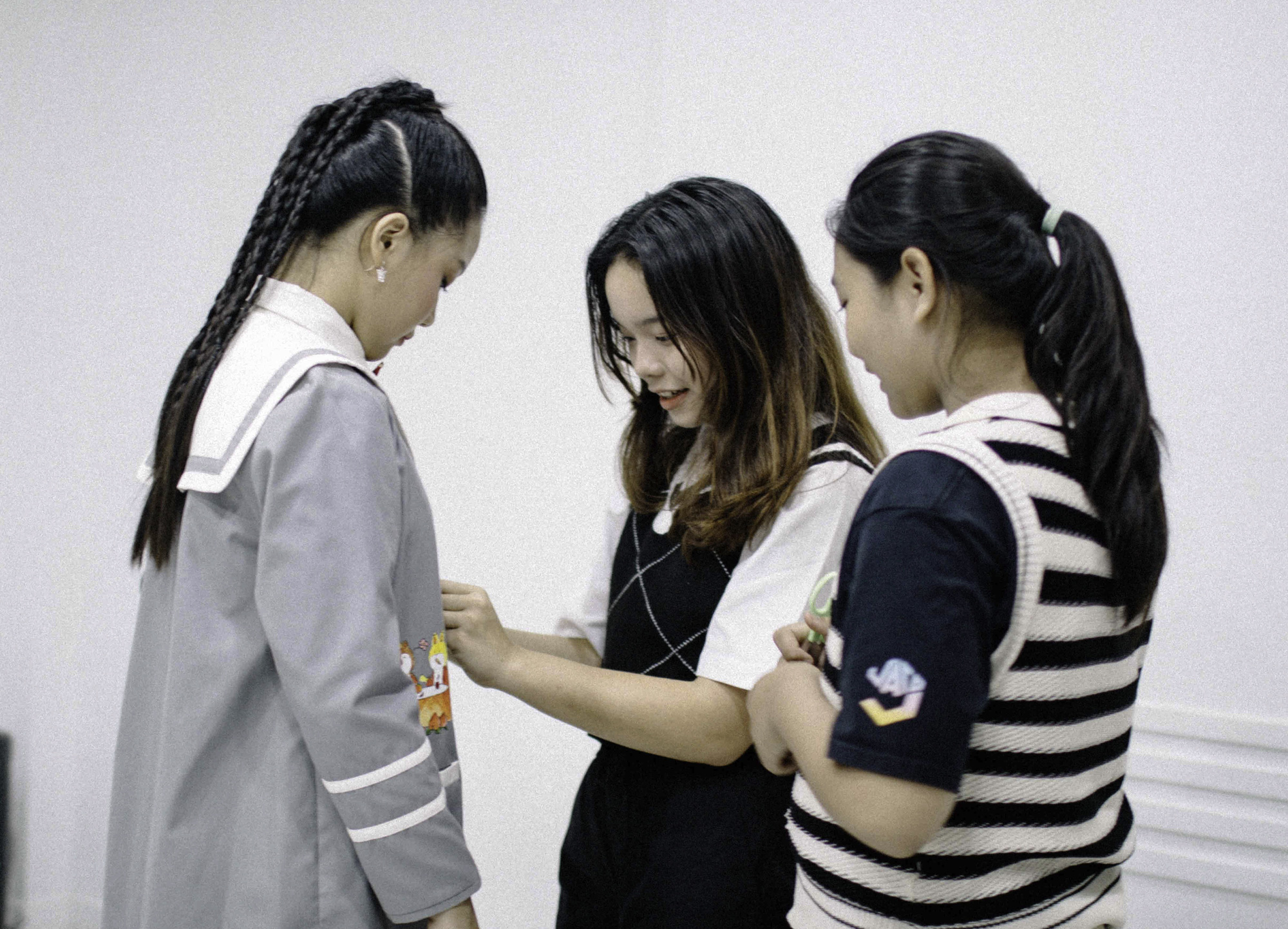 Thể hiện tinh thần tiêu dùng xanh tại phiên chợ đồ cũ, đồ tái chế Hành động xanh - Ảnh 1. Thể hiện tinh thần tiêu dùng xanh tại phiên chợ đồ cũ, đồ tái chế Hành động xanh - Ảnh 1.