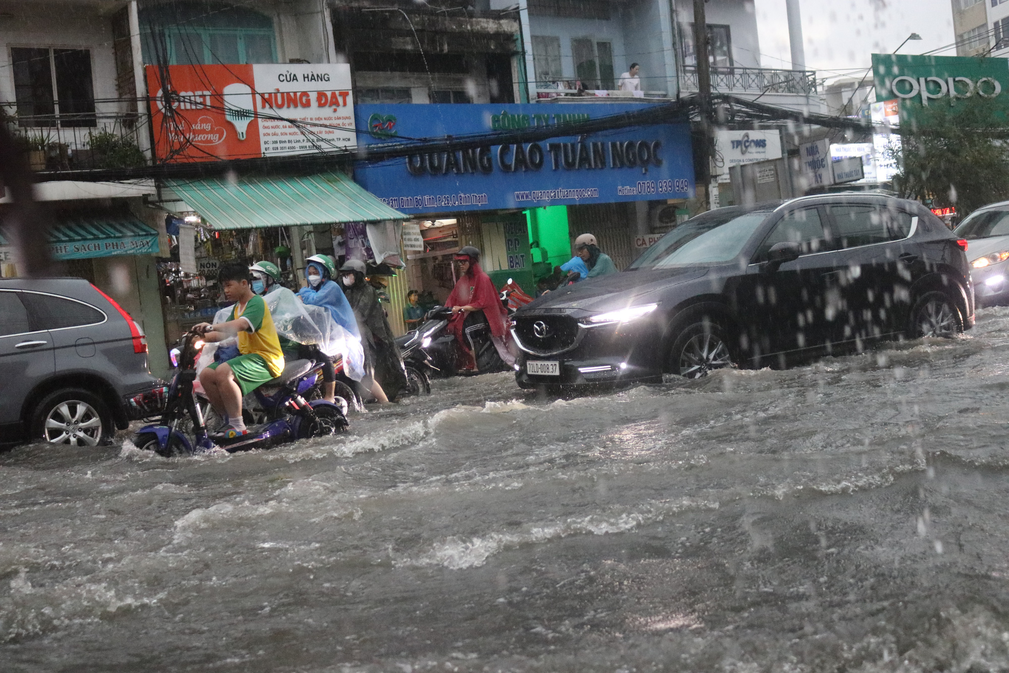 Thời tiết hôm nay 23-9: Mưa to ở Nam Bộ, triều cường cũng đang lên - Ảnh 1.