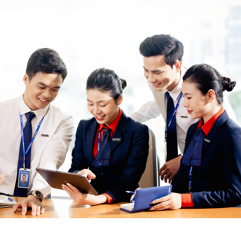 Chuyển đổi số tại Sacombank: Chú trọng Gen Z nhưng phải hài hòa mọi thế hệ khách hàng - Ảnh 10.