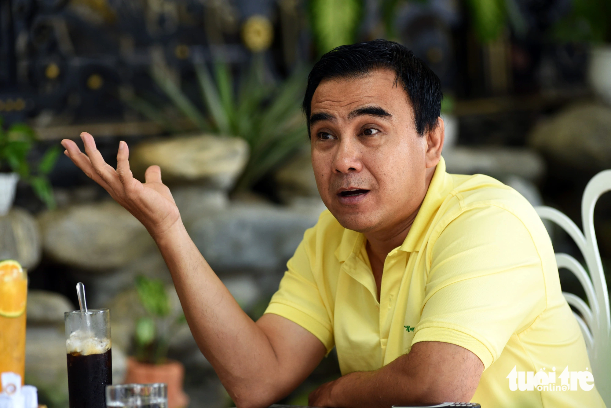 Nghệ sĩ Quyền Linh nói lý do quảng cáo sữa tiểu đường: ‘Tôi tin vào chữ viện hàn lâm’ - Ảnh 1. Nghệ sĩ Quyền Linh cho biết đã ngừng quảng cáo sữa hỗ trợ tiểu đường 2 năm nay - Ảnh: DUYÊN PHAN