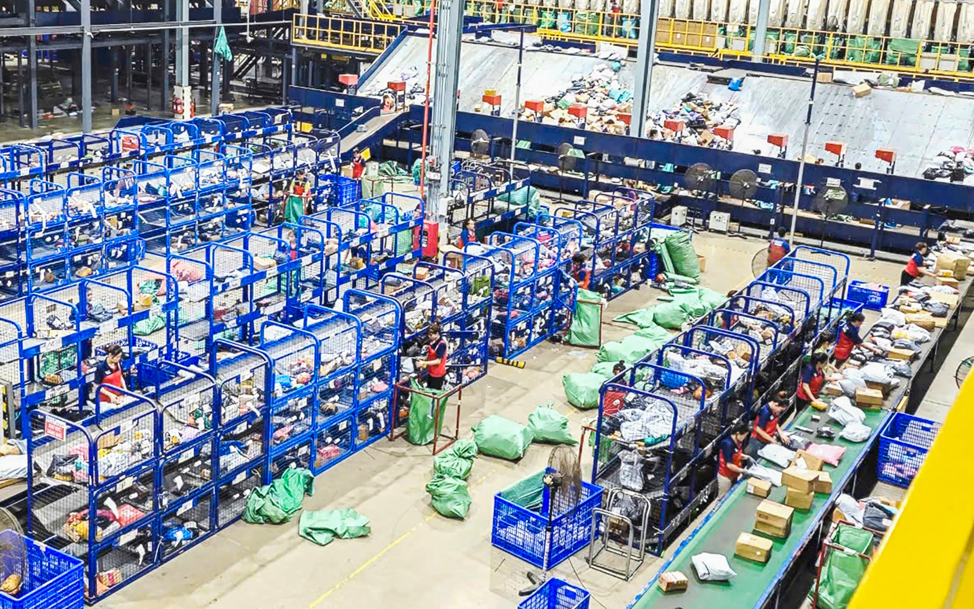 Temu, Shein, Taobao 'càn quét' thị trường Việt Nam: Lợi thì có lợi nhưng... - Ảnh 1. Temu, Shein, Taobao 'càn quét' thị trường Việt Nam - Ảnh 1.