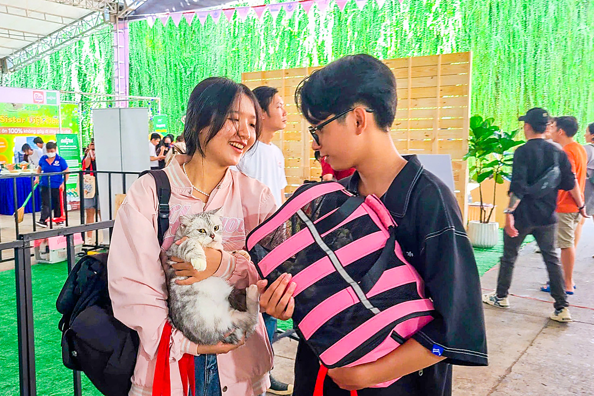 Kinh tế khó khăn, ngành công nghiệp thú cưng vẫn tăng trưởng 2 con số - Ảnh 1. Kinh tế khó khăn, ngành công nghiệp thú cưng vẫn tăng trưởng 2 con số - Ảnh 1.