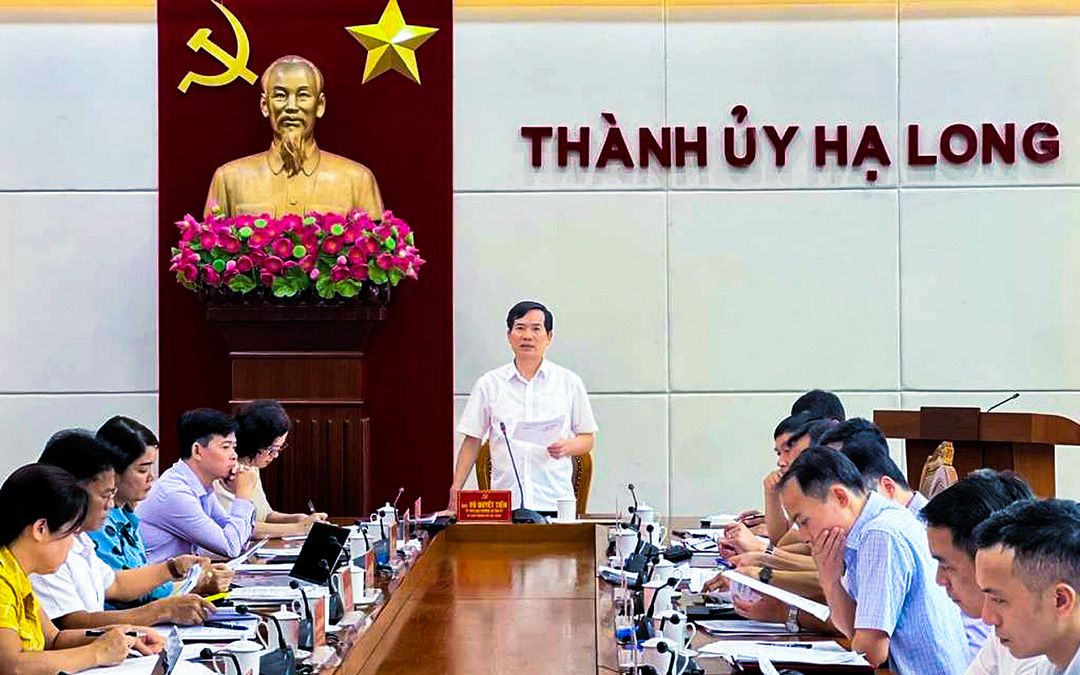 Kỷ luật hành chính - công vụ - Ảnh 1. Kỷ luật hành chính - công vụ - Ảnh 1.