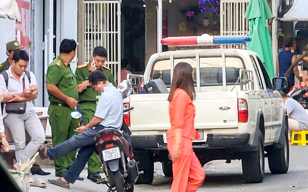 Lên TP.HCM trị ung thư, người phụ nữ tử vong sau khi tiểu phẫu ở phòng trọ - Ảnh 1. Điều tra vụ người phụ nữ tử vong bất thường tại nhà trọ ở Thủ Đức - Ảnh 1.