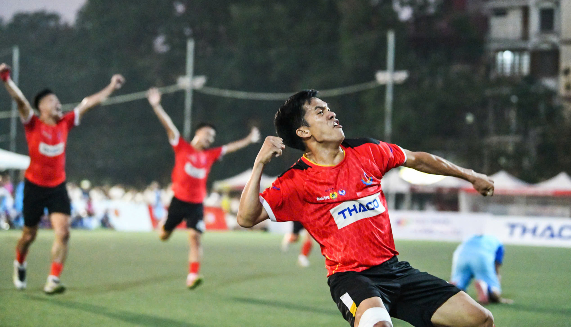 công nhân - Ảnh 2.