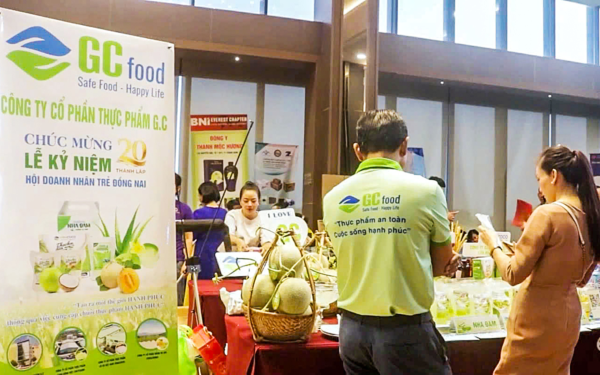 Thực phẩm hữu cơ: ‘sạch’ ở mọi công đoạn sản xuất - Ảnh 1.