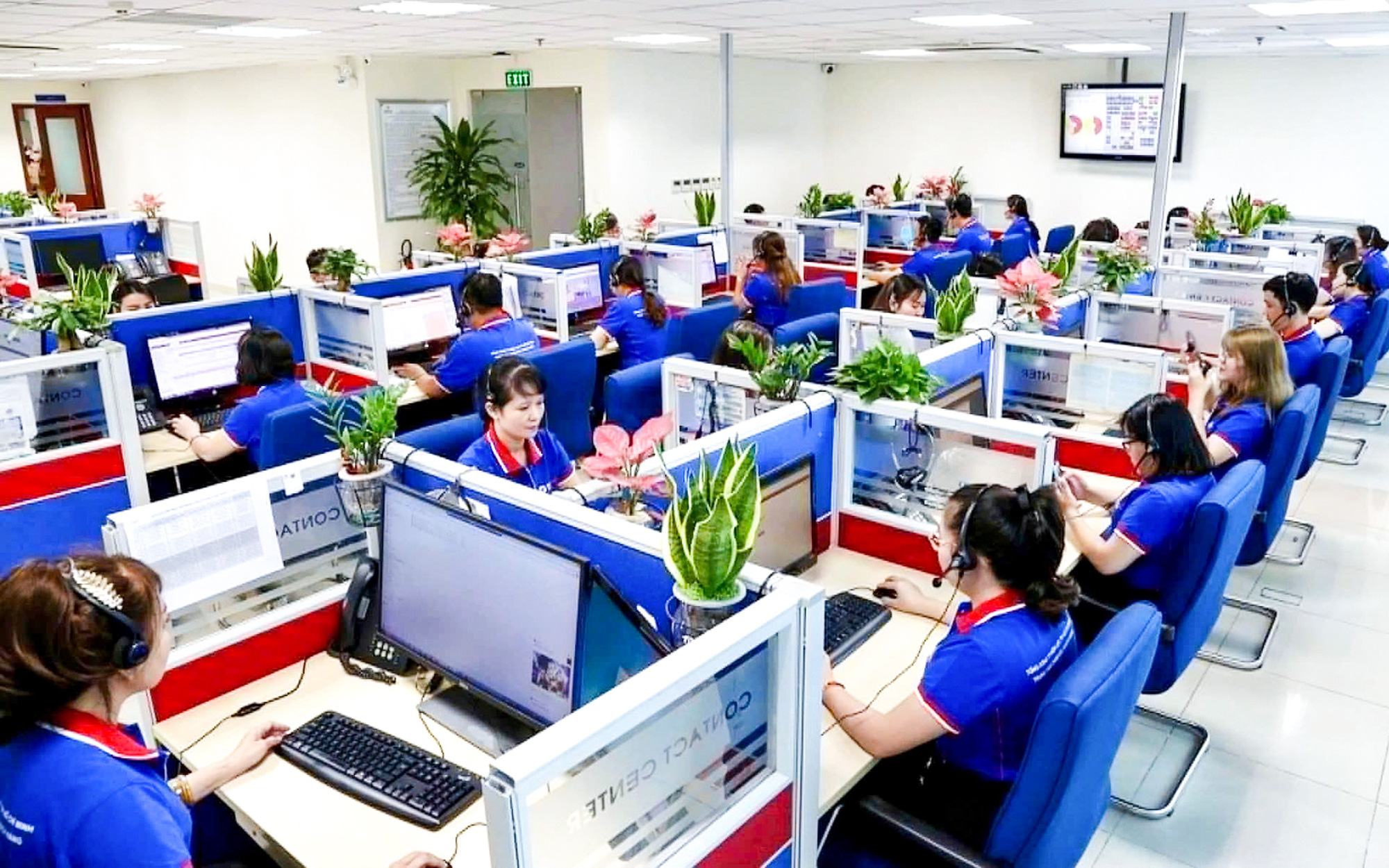 Điện lực TP.HCM khẳng định không thu tiền qua Zalo và tin nhắn SMS, cảnh báo lừa đảo - Ảnh 1. Điện lực TP.HCM không thu tiền qua Zalo và tin nhắn SMS, người dân chú ý - Ảnh 1.