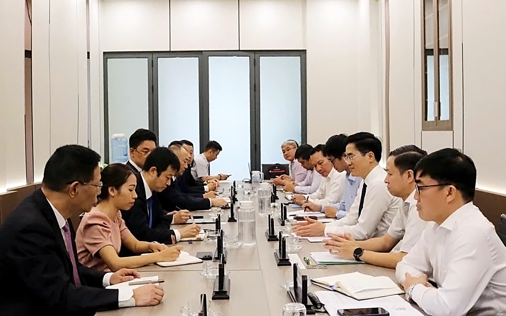 TP.HCM và Tập đoàn CRSC Trung Quốc bàn hợp tác về đường sắt đô thị - Ảnh 1. TP.HCM và Tập đoàn CRSC Trung Quốc bàn hợp tác về đường sắt đô thị - Ảnh 1.