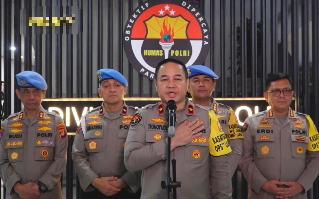 18 cảnh sát Indonesia bị tố tống tiền du khách Malaysia - Ảnh 1.