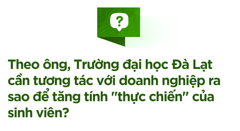 Doanh nhân Johnathan Hạnh Nguyễn tâm sự chuyện học với sinh viên - Ảnh 13.
