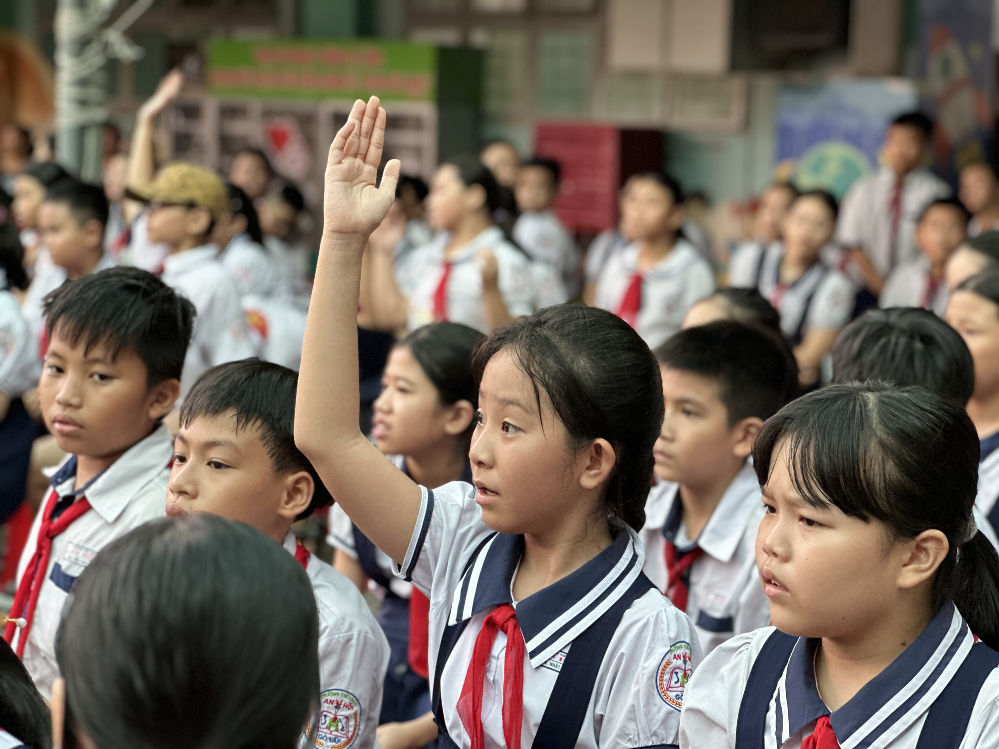 Học trò Trường tiểu học An Hội biết thêm nhiều kiến thức giao thông- Ảnh 6.