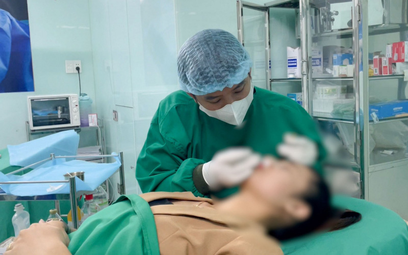 Chuyển hồ sơ thẩm mỹ viện có dấu hiệu trốn thuế sang công an - Ảnh 2.