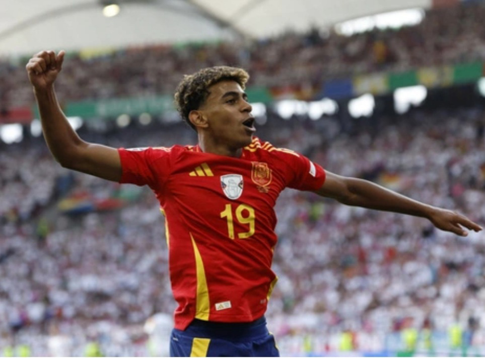 Tây Ban Nha - Pháp 2-1: Lamine Yamal ghi bàn lịch sử