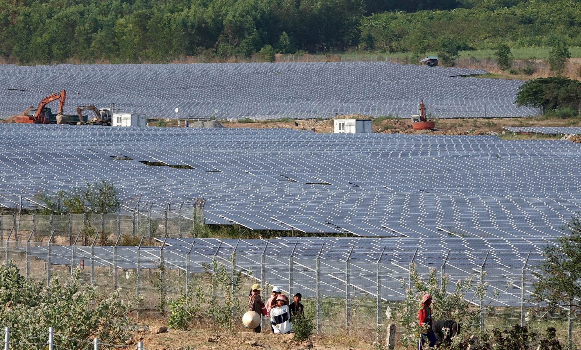 Lộ diện 167 dự án năng lượng tái tạo hưởng giá FIT, Bộ Công thương yêu cầu rà soát xử lý - Ảnh 1. 'Lộ diện' 167 dự án năng lượng tái tạo hưởng giá FIT, Bộ Công Thương yêu cầu rà soát xử lý - Ảnh 1.