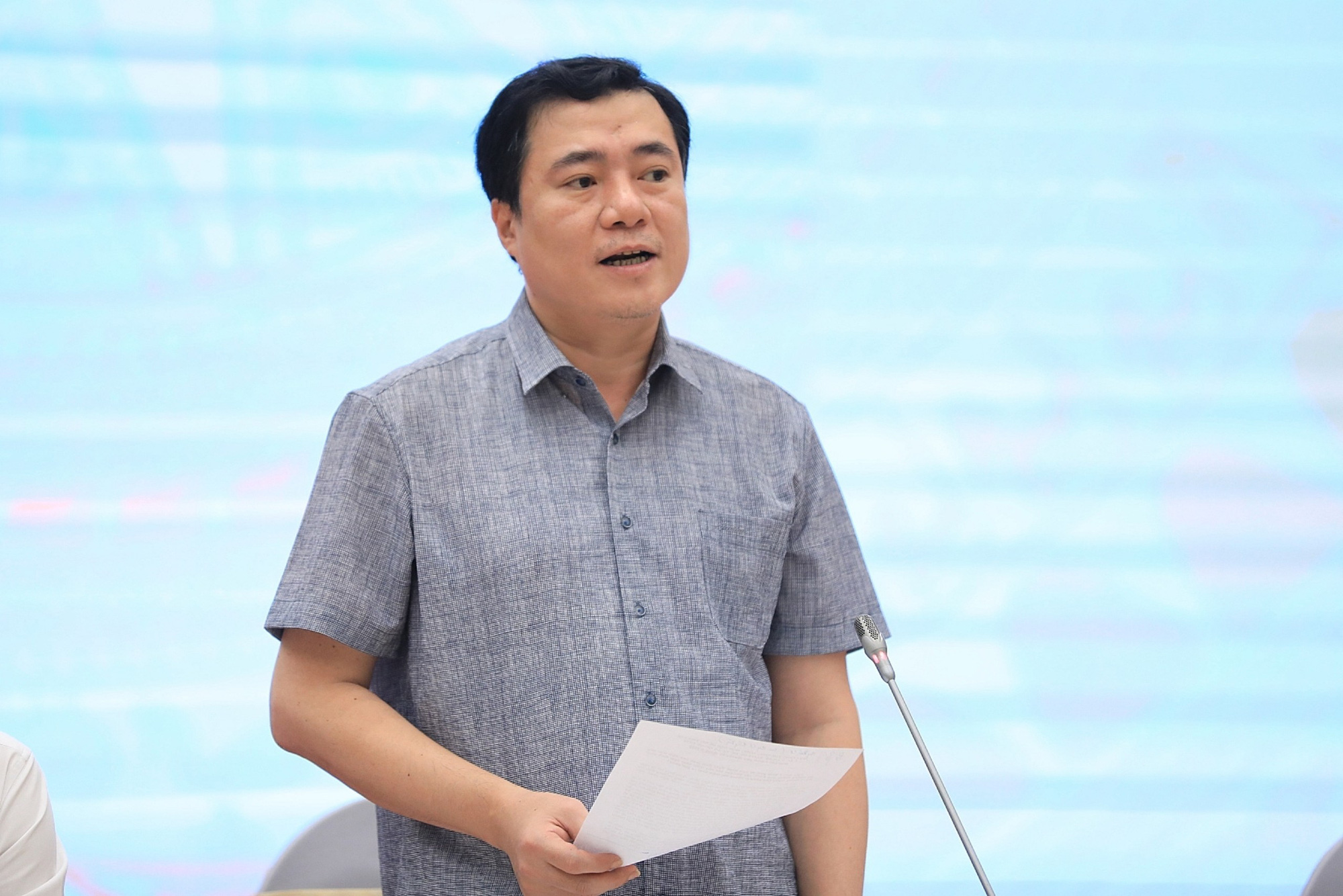 giờ cao điểm - Ảnh 1.