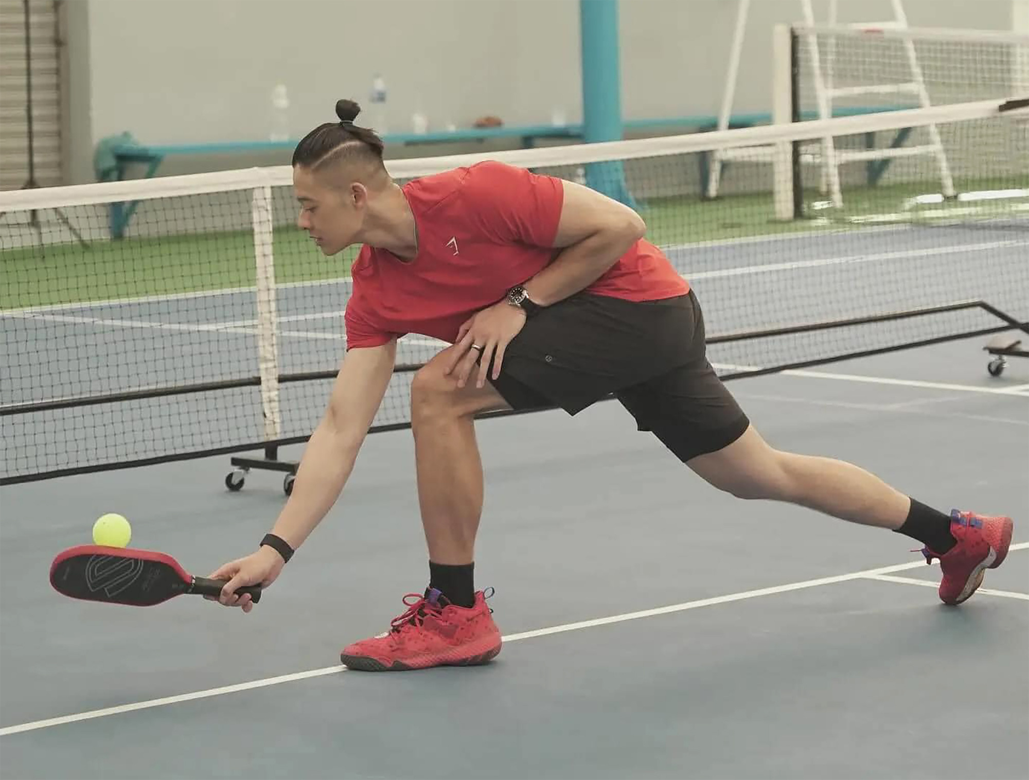 Pickleball là môn thể thao gì mà khiến sao Việt thích mê?- Ảnh 4. Pickleball là môn thể thao gì mà khiến sao Việt thích mê?- Ảnh 4.