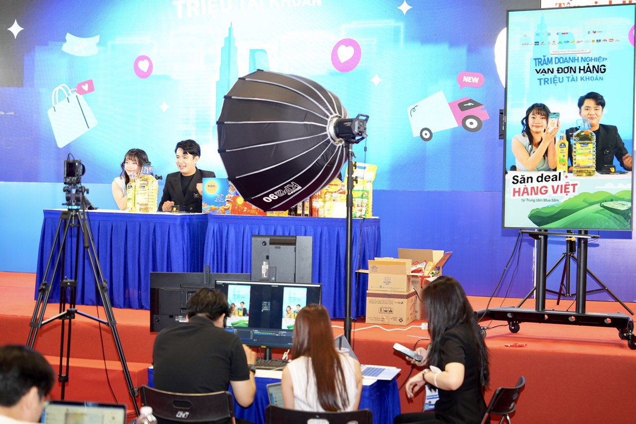 Hỗ trợ doanh nghiệp livestream bán hàng trên thương mại điện tử - Ảnh 3.