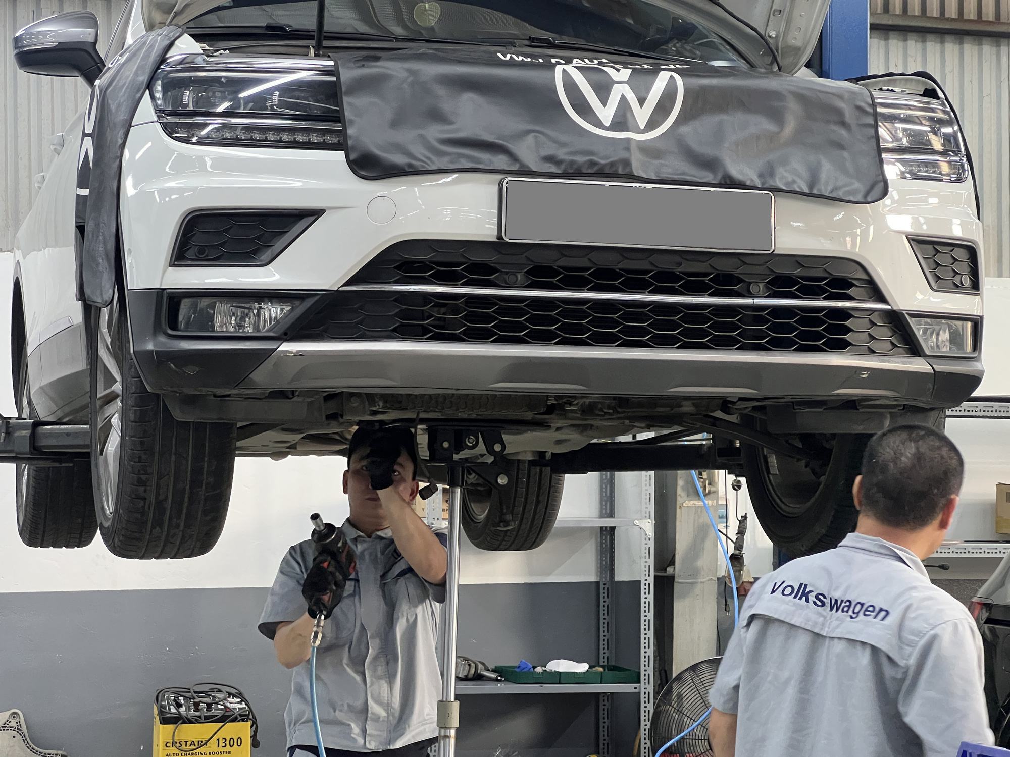Bỏ cả tỷ ra mua xe Volkswagen sẽ được hưởng dịch vụ sửa chữa tiêu chuẩn toàn cầu như thế nào? - Ảnh 4.