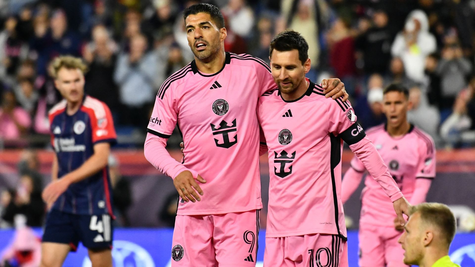 Vắng Messi, Suarez sút panenka giúp Inter Miami giành chiến thắng thứ 6 liên tiếp - Ảnh 1.