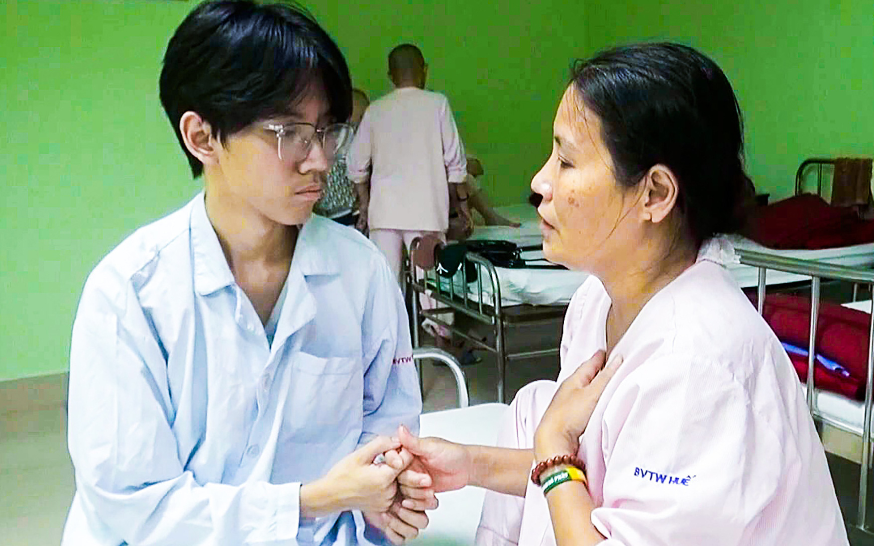 Cuộc thi Lan tỏa năng lượng tích cực 2024: Nét đẹp giữa đời thường - Ảnh 1.