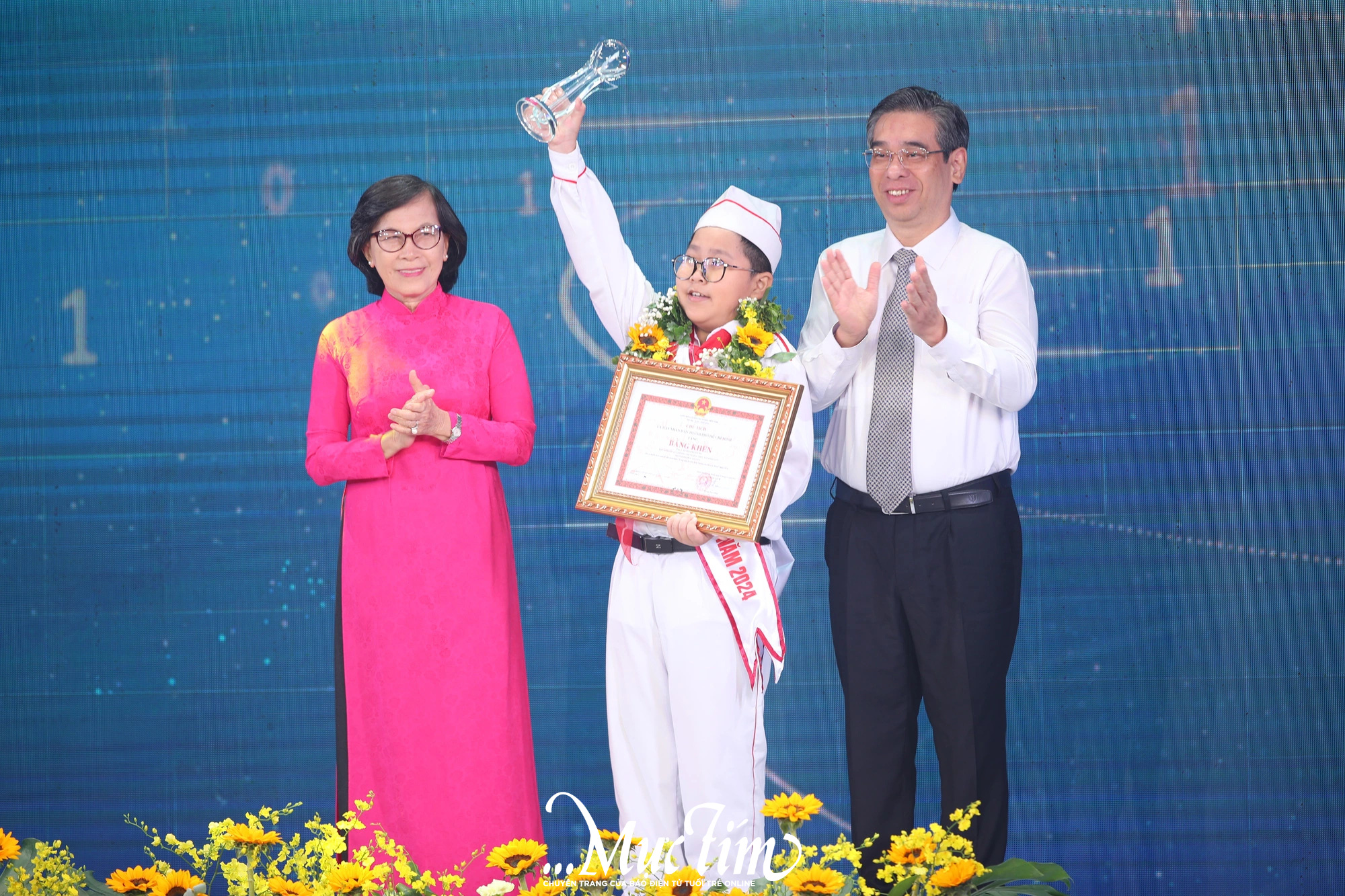 Khoảnh khắc đáng nhớ của 14 Công dân trẻ tiêu biểu TP.HCM- Ảnh 6.