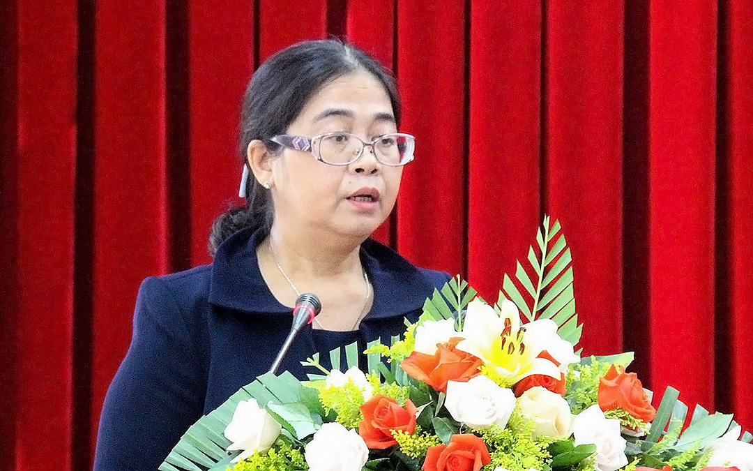 Hai nữ ủy viên Ban Thường vụ Tỉnh ủy Đắk Lắk xin nghỉ hưu trước tuổi - Ảnh 1. Hai nữ ủy viên Ban Thường vụ Tỉnh ủy Đắk Lắk xin nghỉ hưu trước tuổi - Ảnh 1.